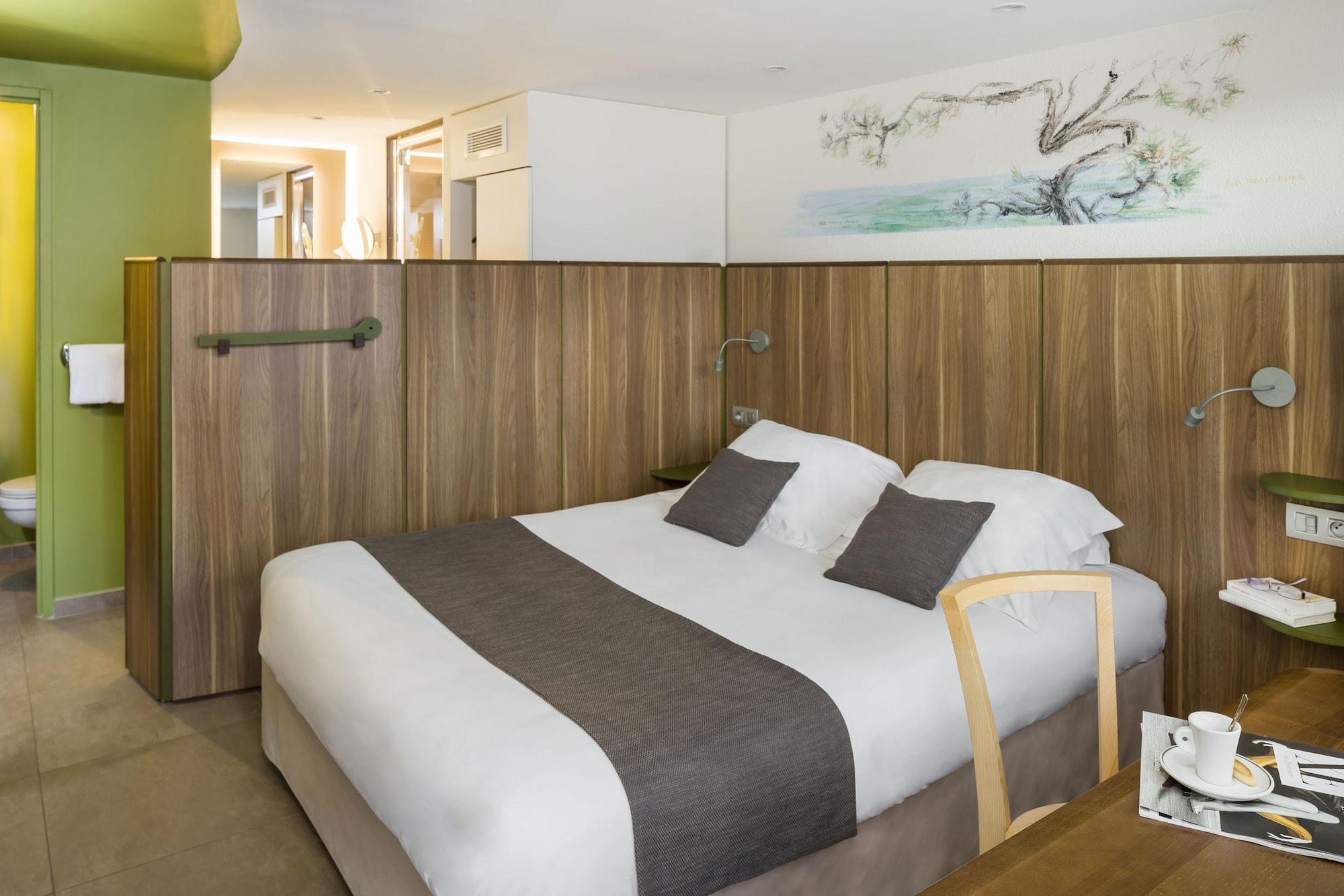 Terre De Provence Hotel & Spa Le Pontet  Exterior photo